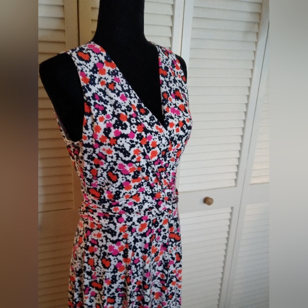 Tommy Hilfiger Floral Wrap Dress Sleeveless V-Neck Fit & Flare Pink Orange Sz 6 - Picture 2 of 12
